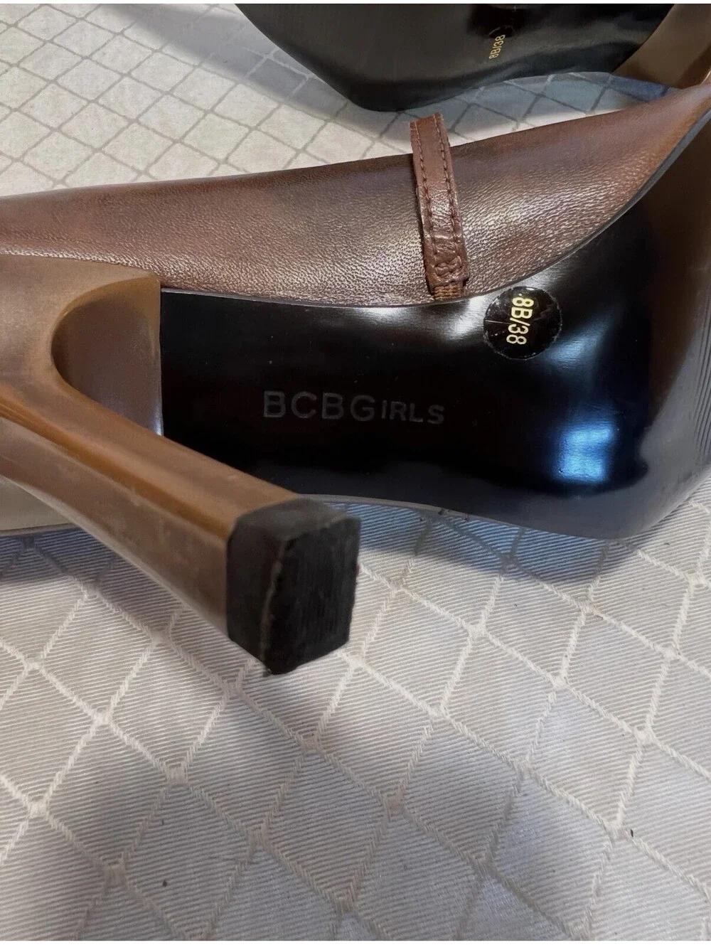 BCBGIRLS Cacao Color leather Mary Jane pump Heels SZ:8